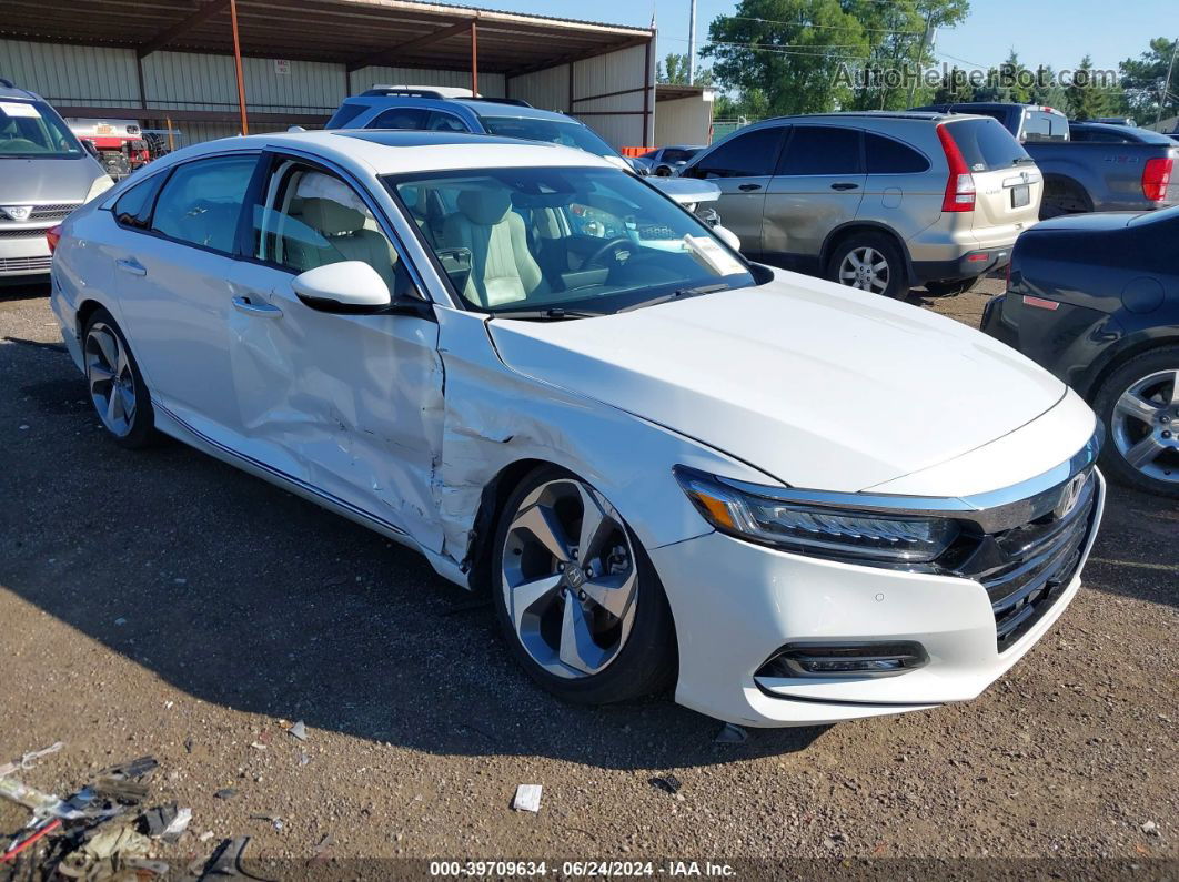 2018 Honda Accord Touring White vin: 1HGCV1F97JA107490