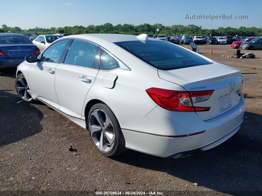 2018 Honda Accord Touring White vin: 1HGCV1F97JA107490