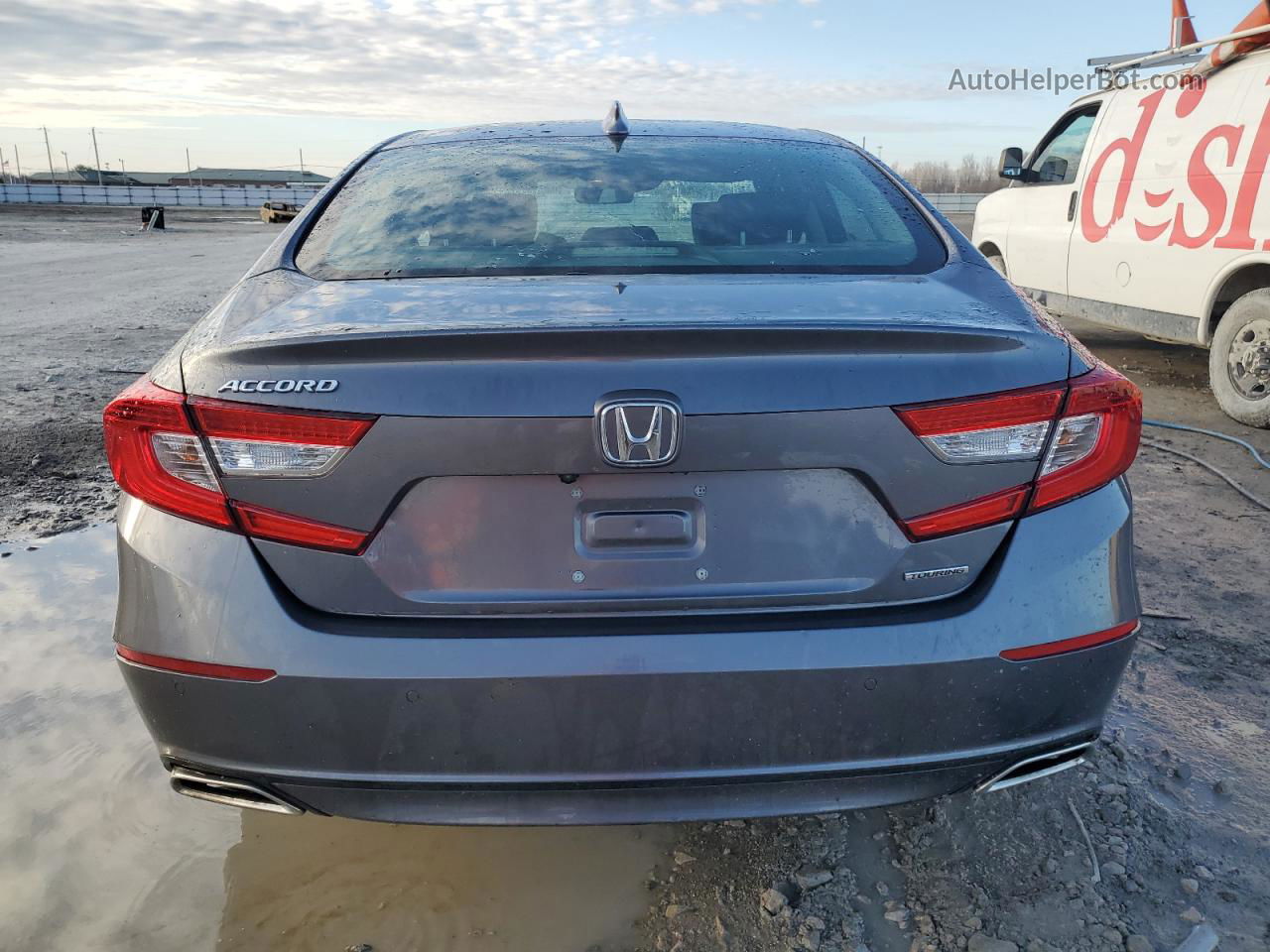 2018 Honda Accord Touring Gray vin: 1HGCV1F9XJA176173