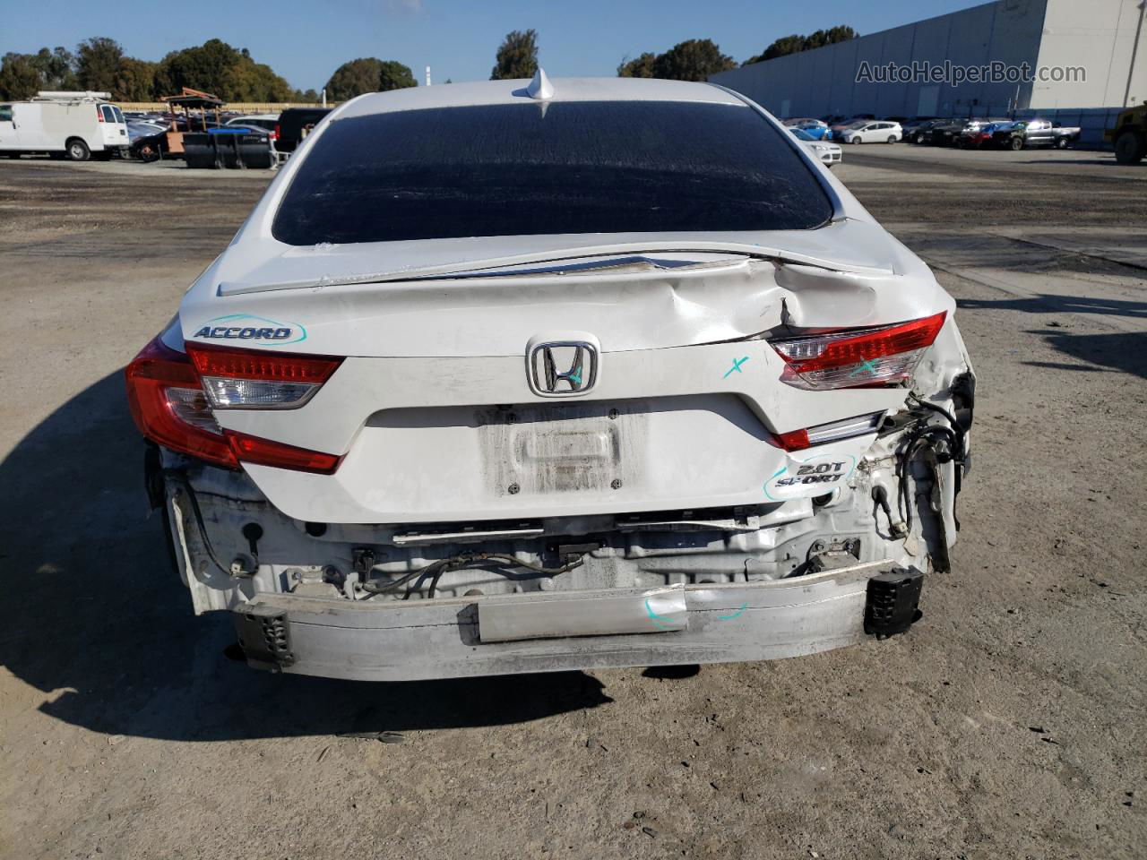 2018 Honda Accord Sport White vin: 1HGCV2F30JA009595