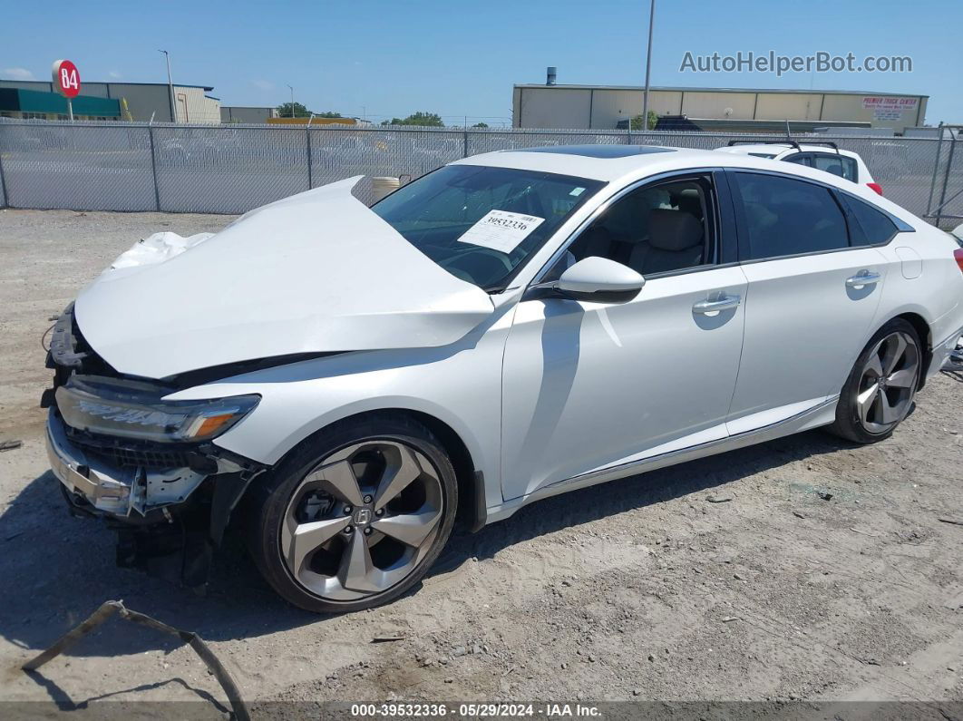 2019 Honda Accord Touring 2.0t White vin: 1HGCV2F91KA022667