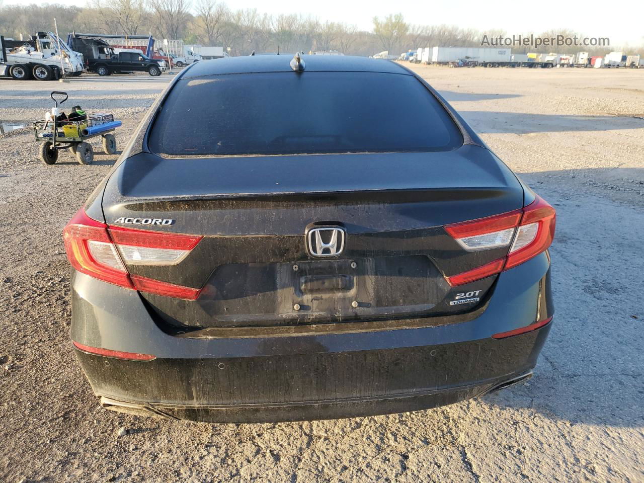 2018 Honda Accord Touring Черный vin: 1HGCV2F99JA046133