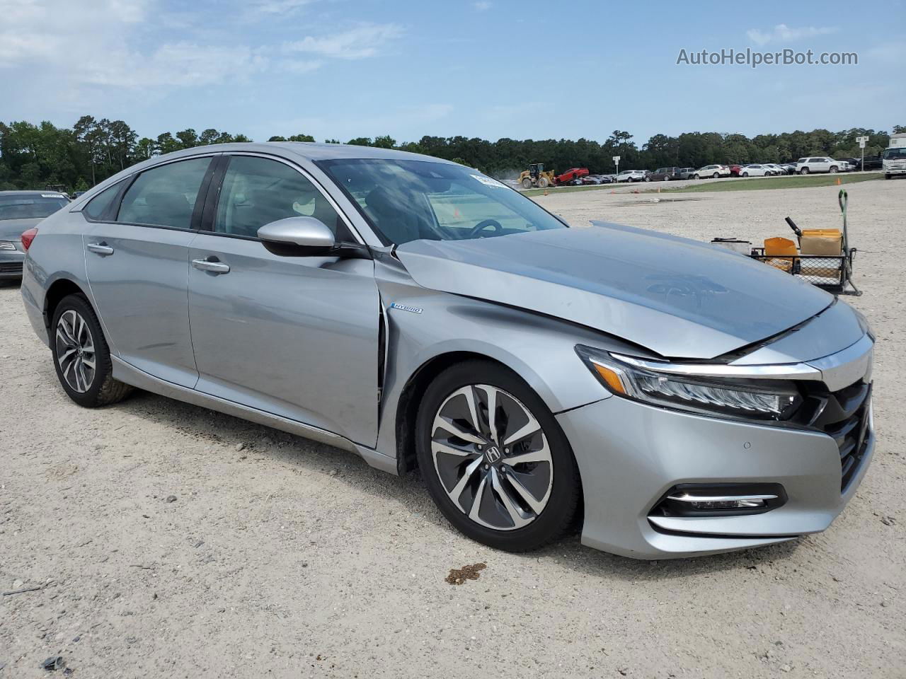 2018 Honda Accord Touring Hybrid Silver vin: 1HGCV3F95JA005388