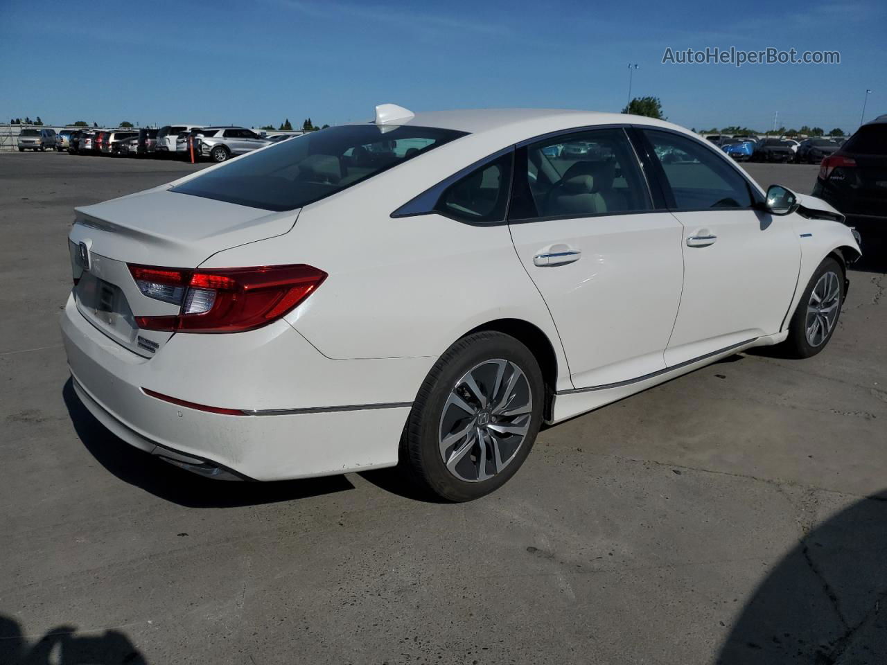 2019 Honda Accord Touring Hybrid White vin: 1HGCV3F98KA006388