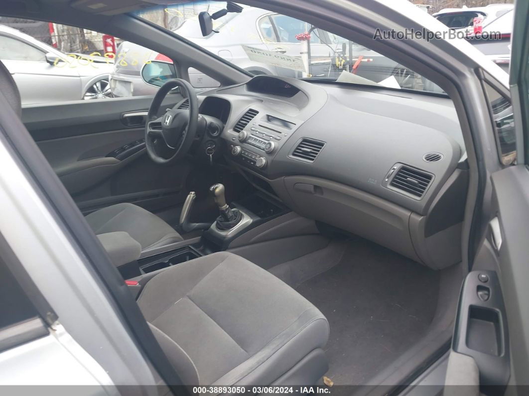 2006 Honda Civic Lx Серебряный vin: 1HGFA15566L082407