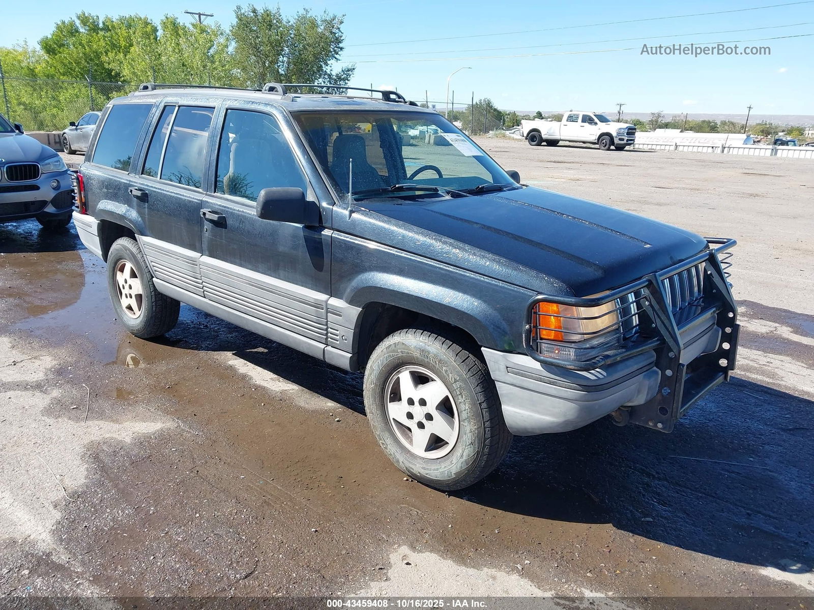 Price & History 1993 Jeep Grand Cherokee Laredo 4.0l I6 Fi F vin