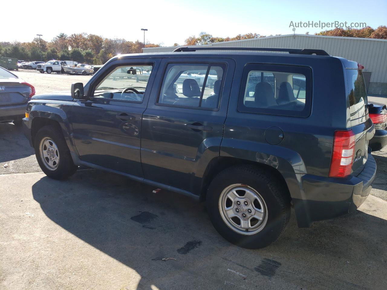 2008 Jeep Patriot Sport Серый vin: 1J8FF28W08D500394