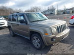 2008 Jeep Patriot Sport Tan vin: 1J8FF28W18D707408