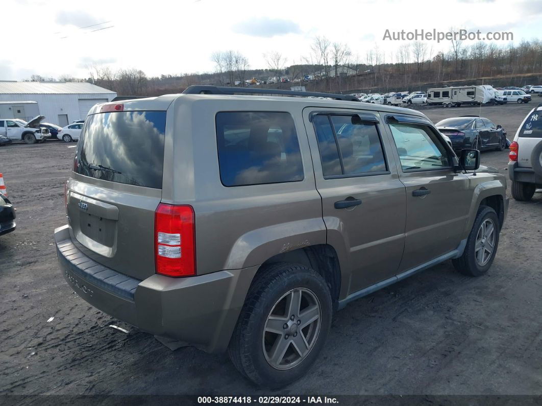 2008 Jeep Patriot Sport Tan vin: 1J8FF28W18D707408