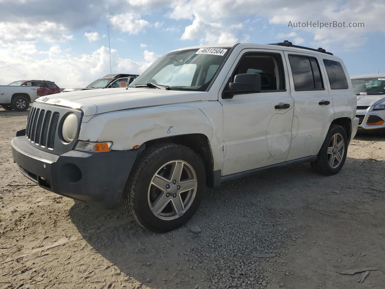 2008 Jeep Patriot Sport White vin: 1J8FF28W48D636317