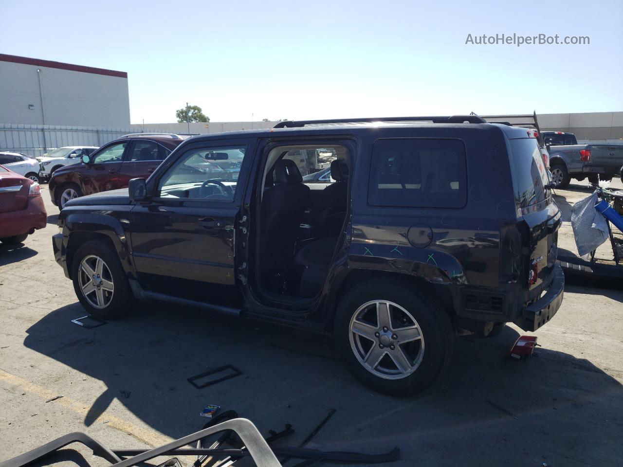 2008 Jeep Patriot Sport Черный vin: 1J8FF28W58D516252