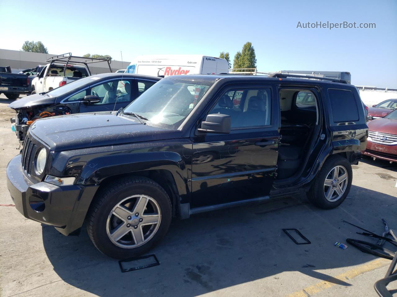 2008 Jeep Patriot Sport Черный vin: 1J8FF28W58D516252