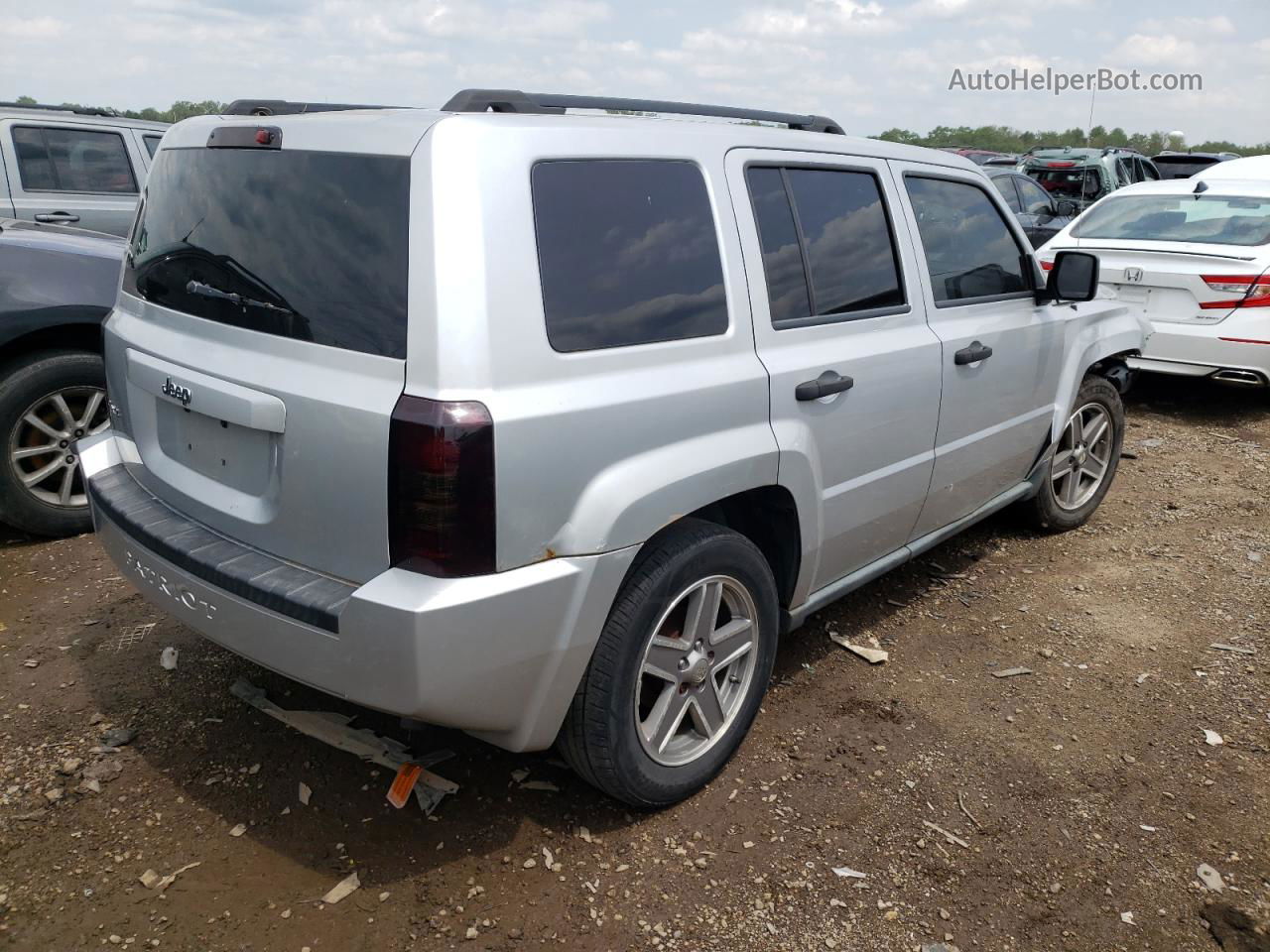 2008 Jeep Patriot Sport Silver vin: 1J8FF28W58D516428