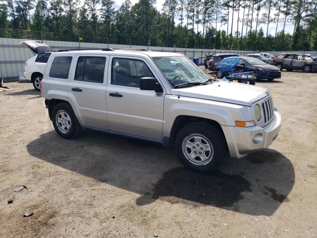 2008 Jeep Patriot Sport Silver vin: 1J8FF28W98D565423