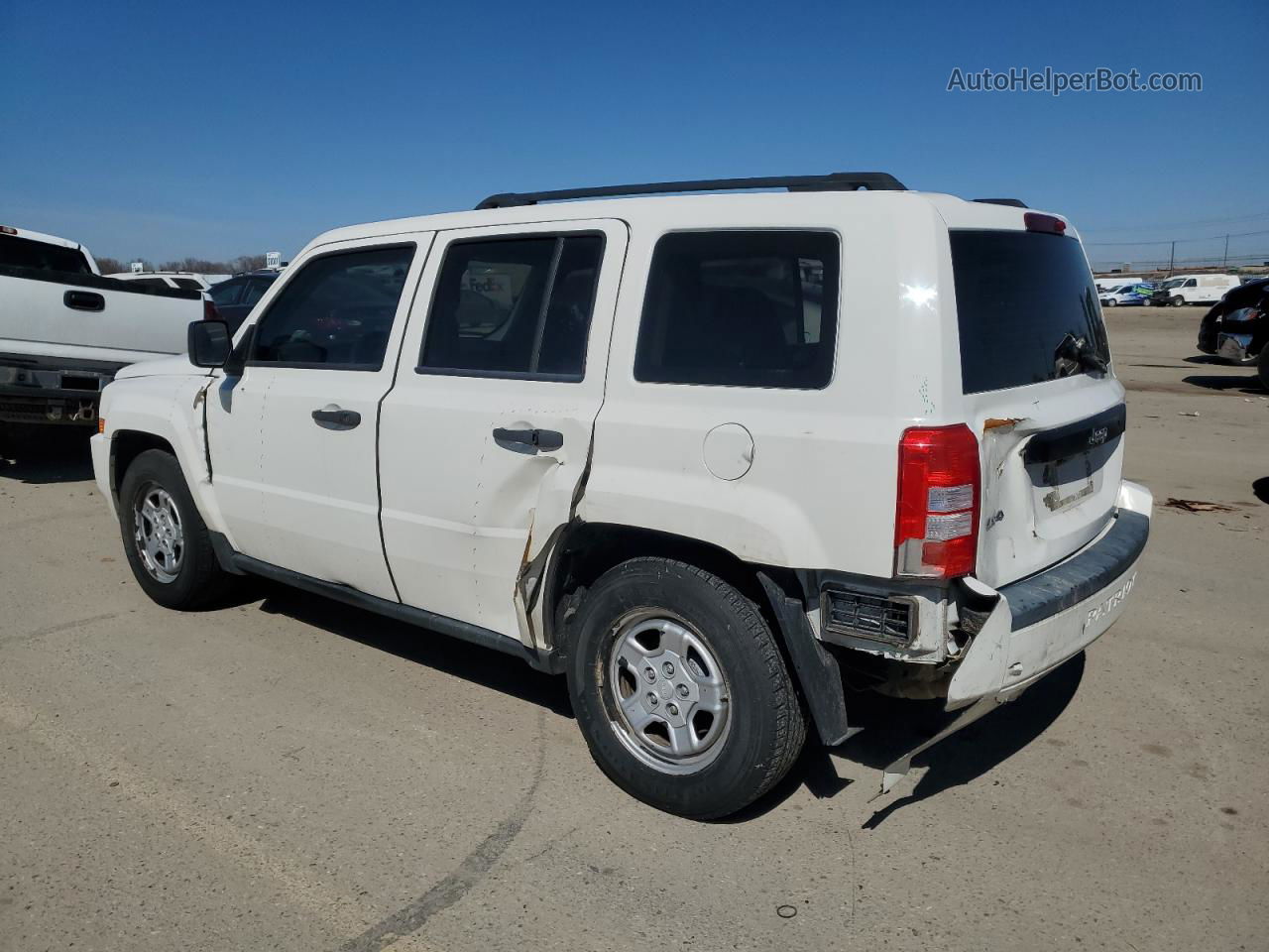 2008 Jeep Patriot Sport White vin: 1J8FF28WX8D525657