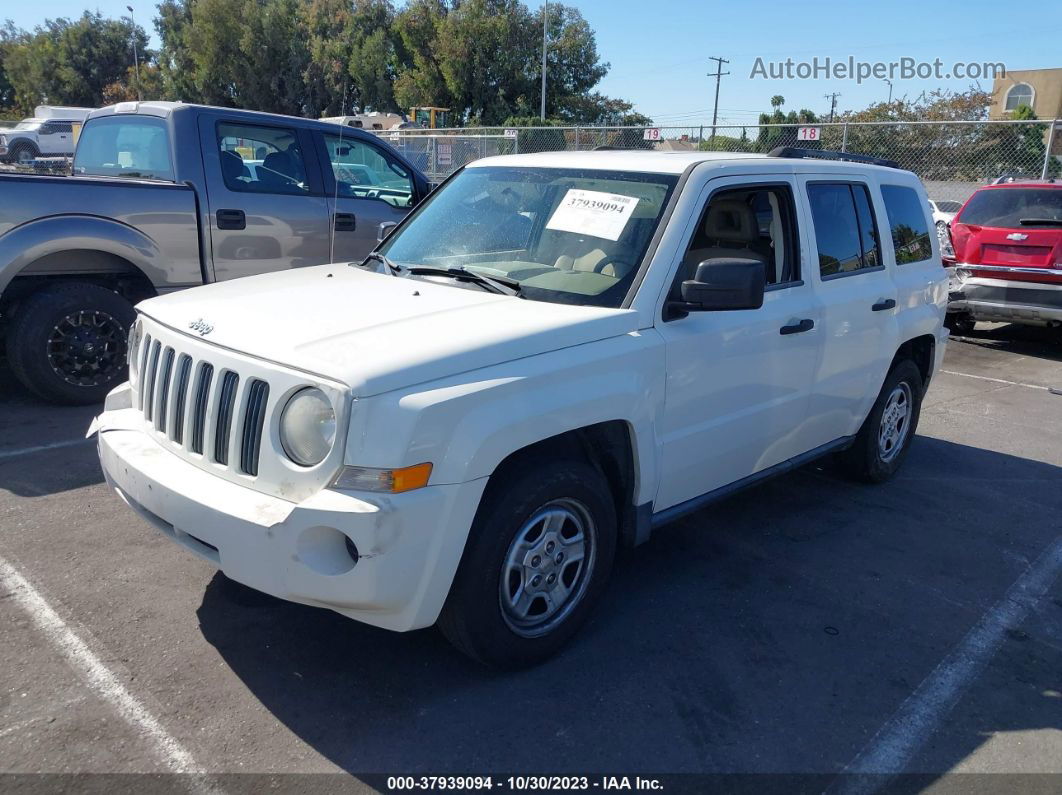 2008 Jeep Patriot Sport White vin: 1J8FT28018D692865