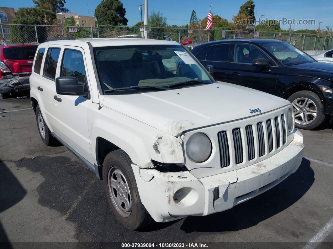 2008 Jeep Patriot Sport White vin: 1J8FT28018D692865