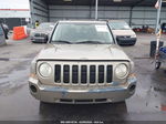 2008 Jeep Patriot Sport Золотой vin: 1J8FT28058D734048