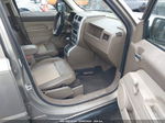 2008 Jeep Patriot Sport Золотой vin: 1J8FT28058D734048