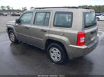 2008 Jeep Patriot Sport Золотой vin: 1J8FT28058D734048