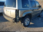 2008 Jeep Patriot Sport Серебряный vin: 1J8FT28068D622696