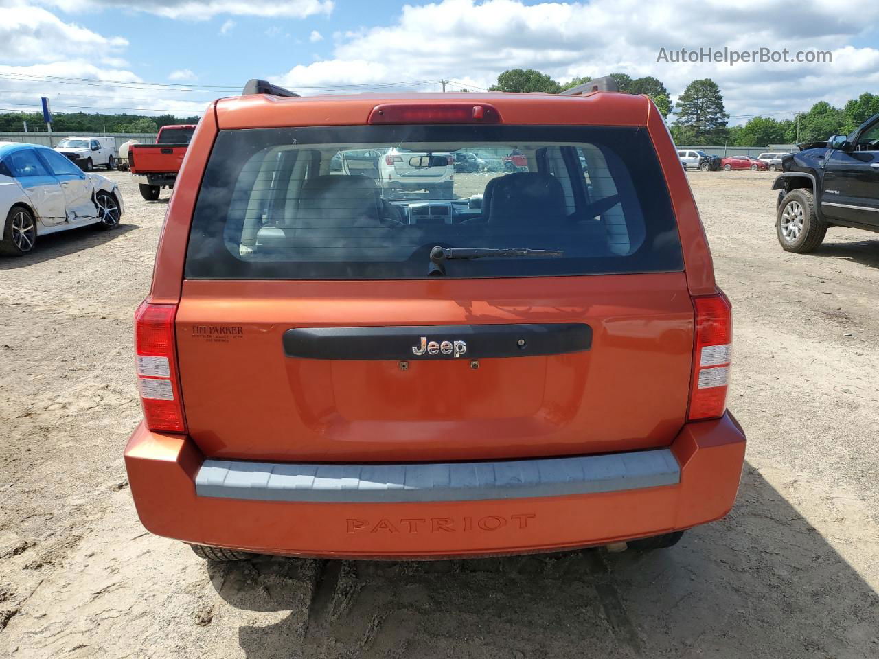 2008 Jeep Patriot Sport Orange vin: 1J8FT280X8D664160