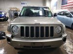 2008 Jeep Patriot Sport Beige vin: 1J8FT28W08D729893