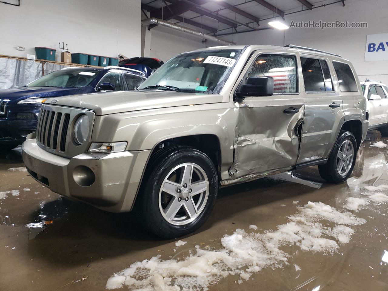 2008 Jeep Patriot Sport Beige vin: 1J8FT28W08D729893