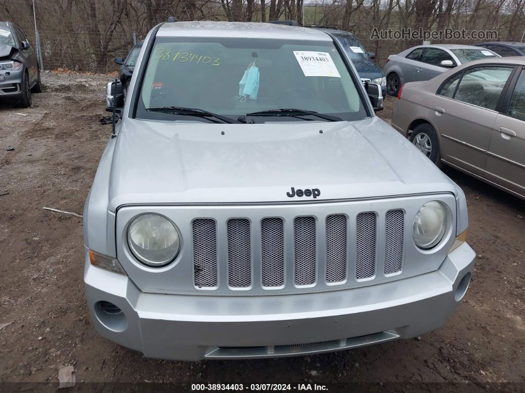 2008 Jeep Patriot Sport Silver vin: 1J8FT28W28D519280