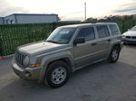 2008 Jeep Patriot Sport Tan vin: 1J8FT28W28D562159