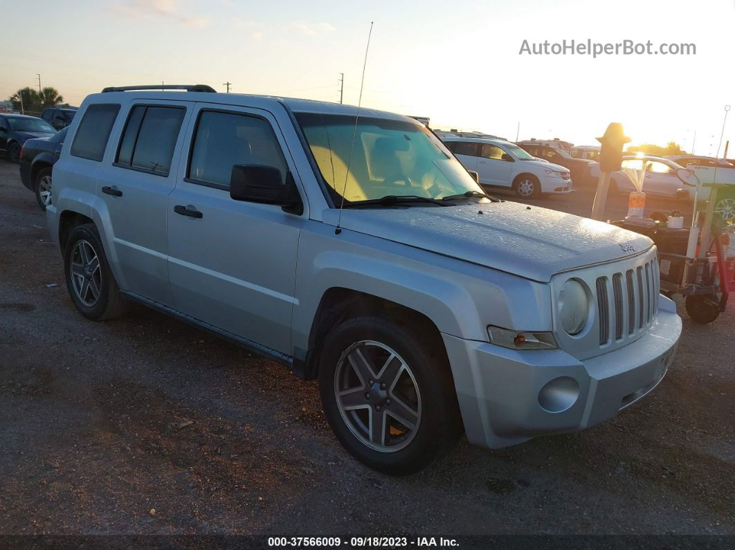 2008 Jeep Patriot Sport Silver vin: 1J8FT28W28D750244