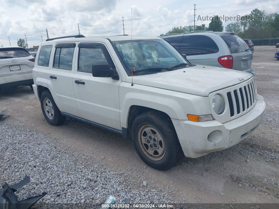 2008 Jeep Patriot Sport White vin: 1J8FT28W38D601468