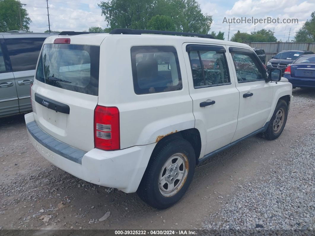 2008 Jeep Patriot Sport Белый vin: 1J8FT28W38D601468