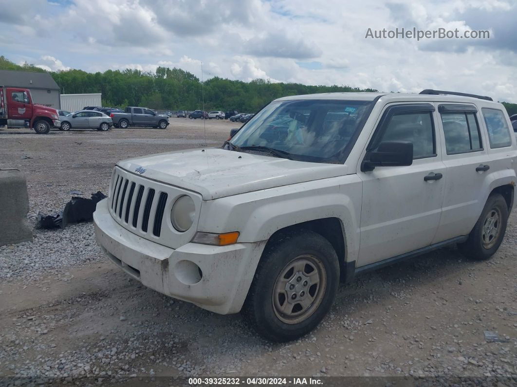 2008 Jeep Patriot Sport White vin: 1J8FT28W38D601468