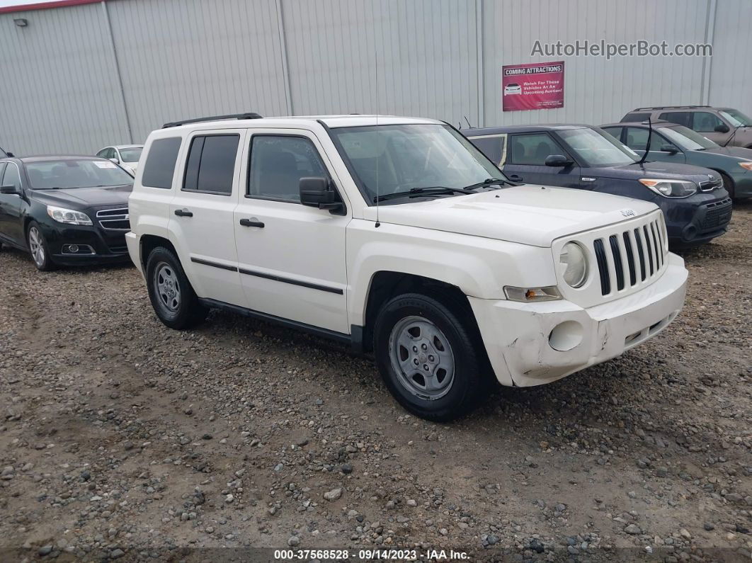 2008 Jeep Patriot Sport White vin: 1J8FT28W48D780829