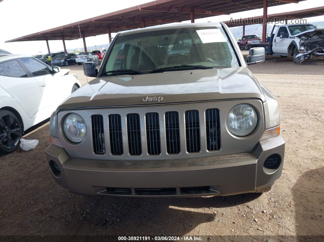 2008 Jeep Patriot Sport Tan vin: 1J8FT28W78D520747