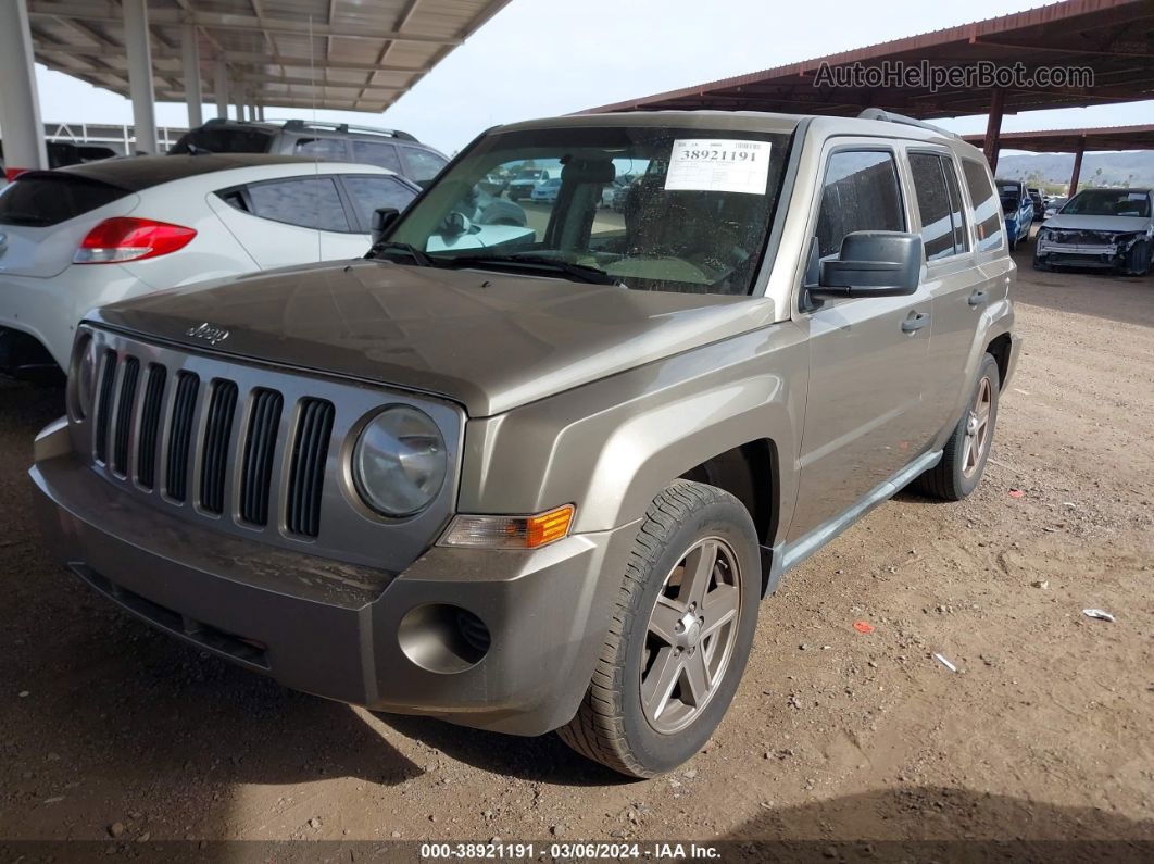 2008 Jeep Patriot Sport Желто-коричневый vin: 1J8FT28W78D520747