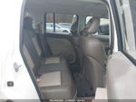 2008 Jeep Patriot Sport Белый vin: 1J8FT28W88D581542