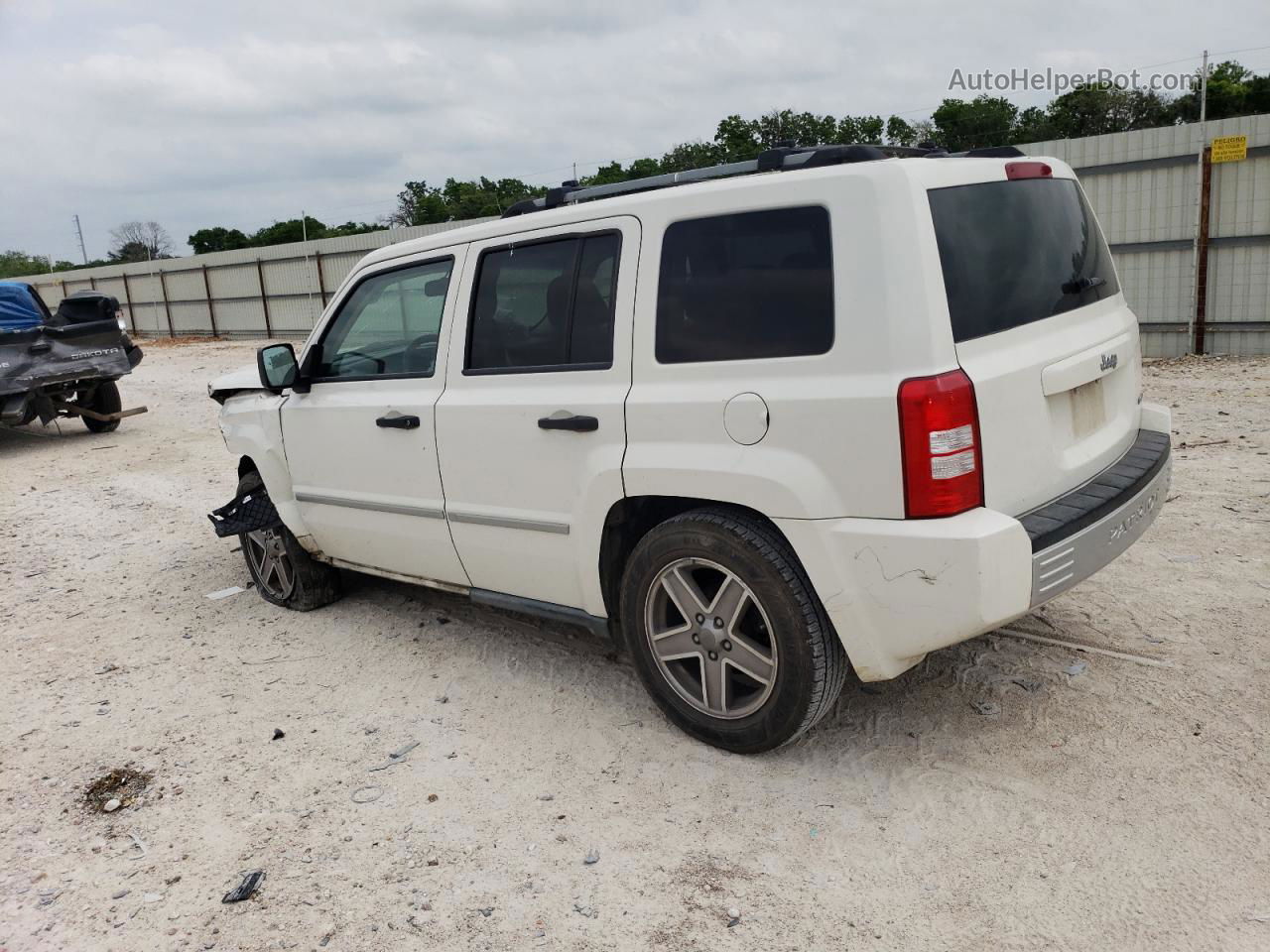 2008 Jeep Patriot Limited White vin: 1J8FT48W08D605070