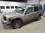 2006 Jeep Commander  Золотой vin: 1J8HG48K46C229082