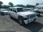 2006 Jeep Commander   White vin: 1J8HG48K66C235336