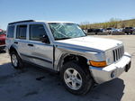 2006 Jeep Commander  Silver vin: 1J8HG48K86C233930