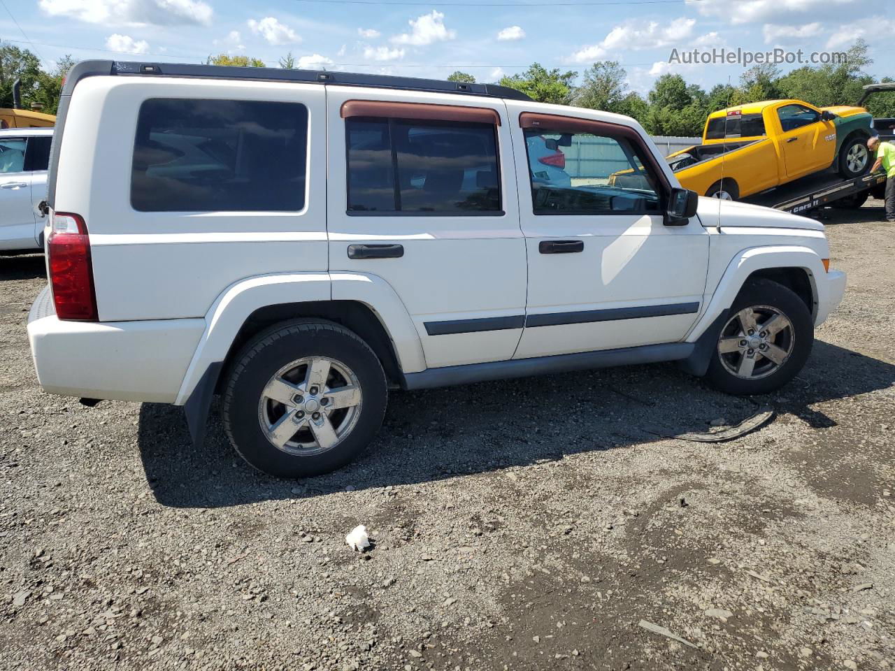 2006 Jeep Commander  White vin: 1J8HG48K86C305287