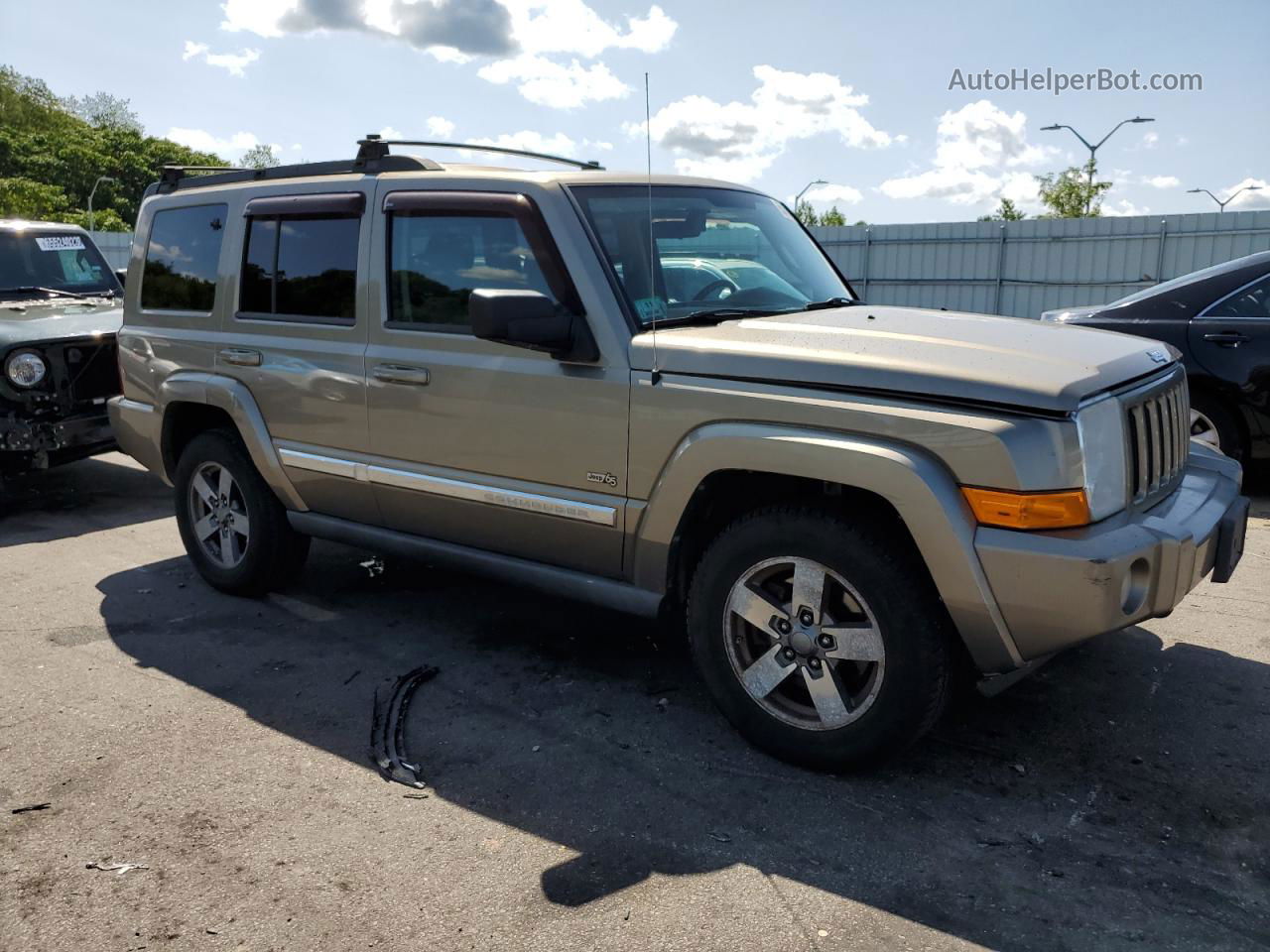 2006 Jeep Commander  Gold vin: 1J8HG48K96C273787