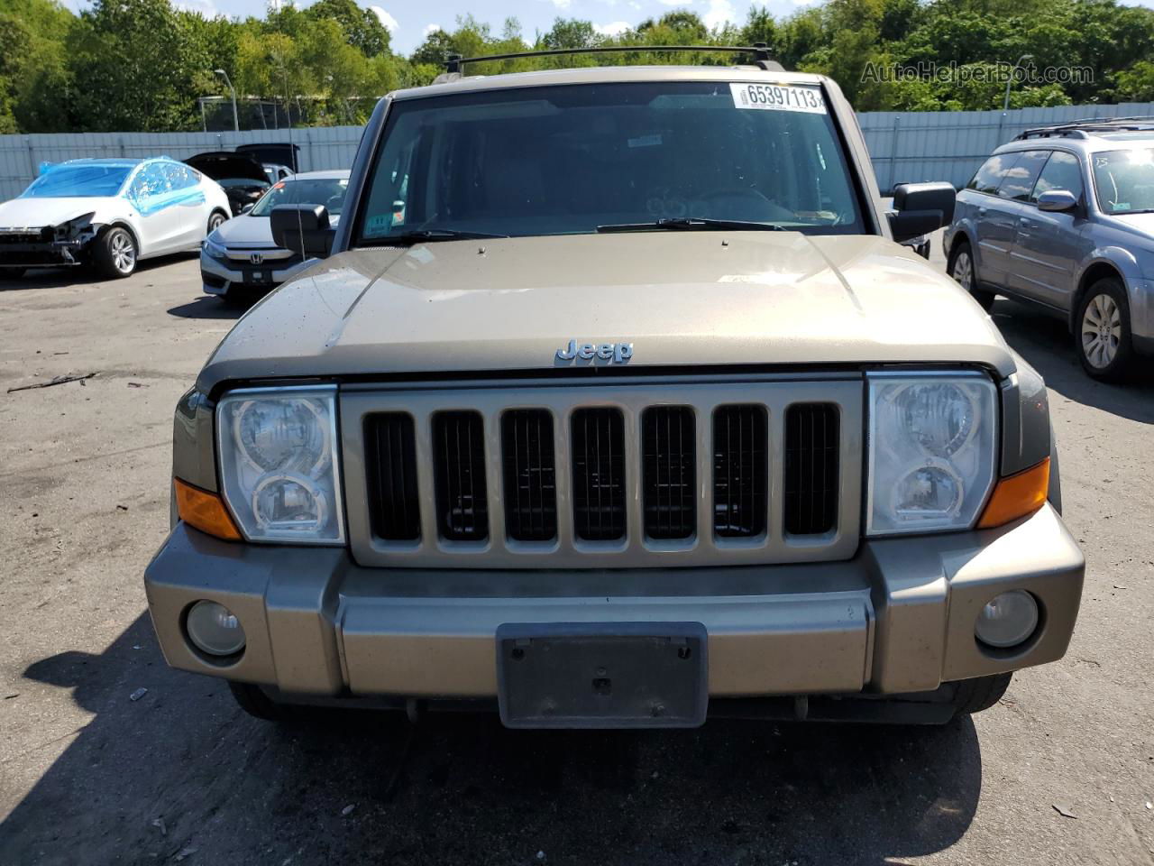 2006 Jeep Commander  Золотой vin: 1J8HG48K96C273787