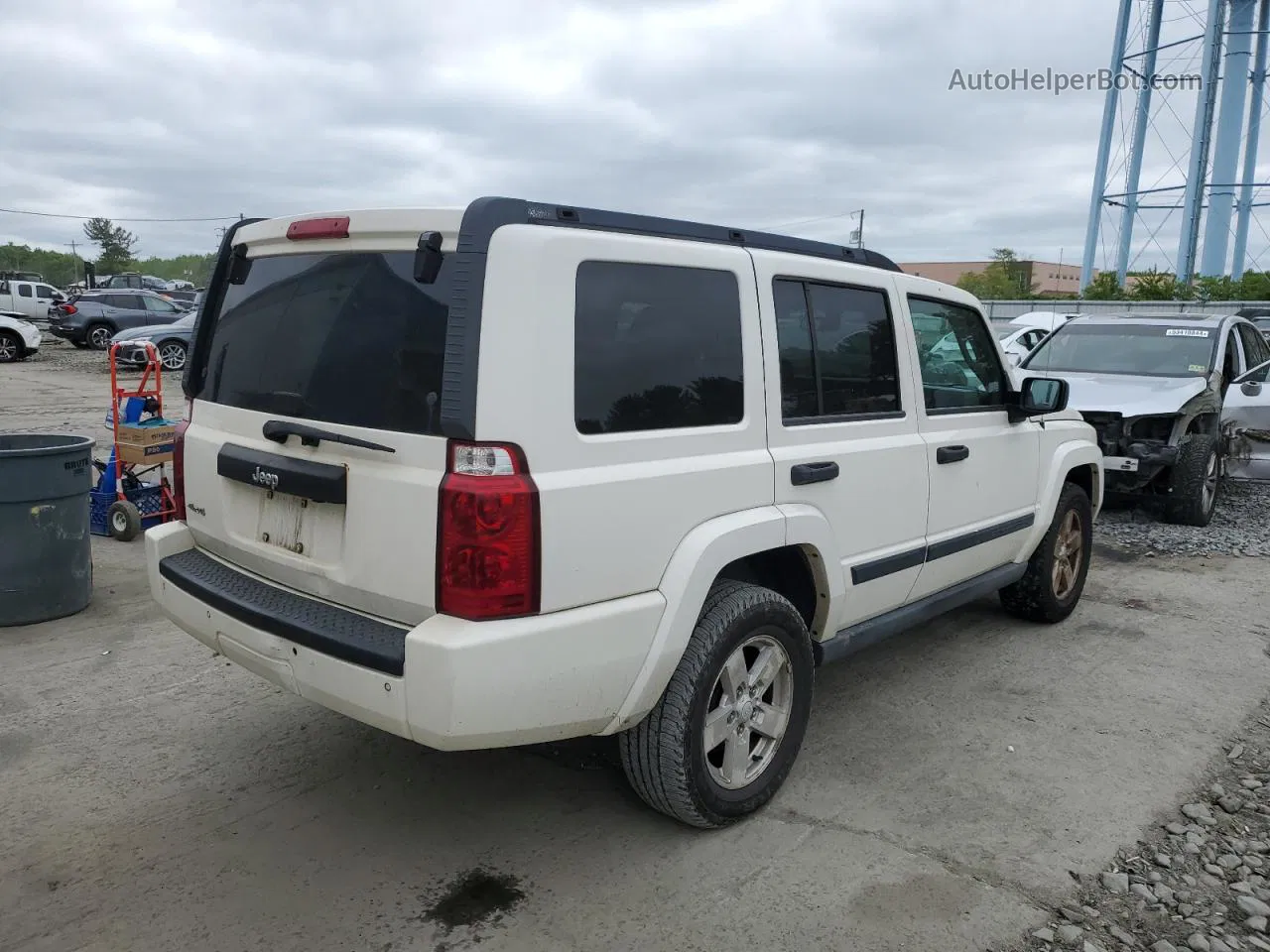 2006 Jeep Commander  White vin: 1J8HG48K96C305251