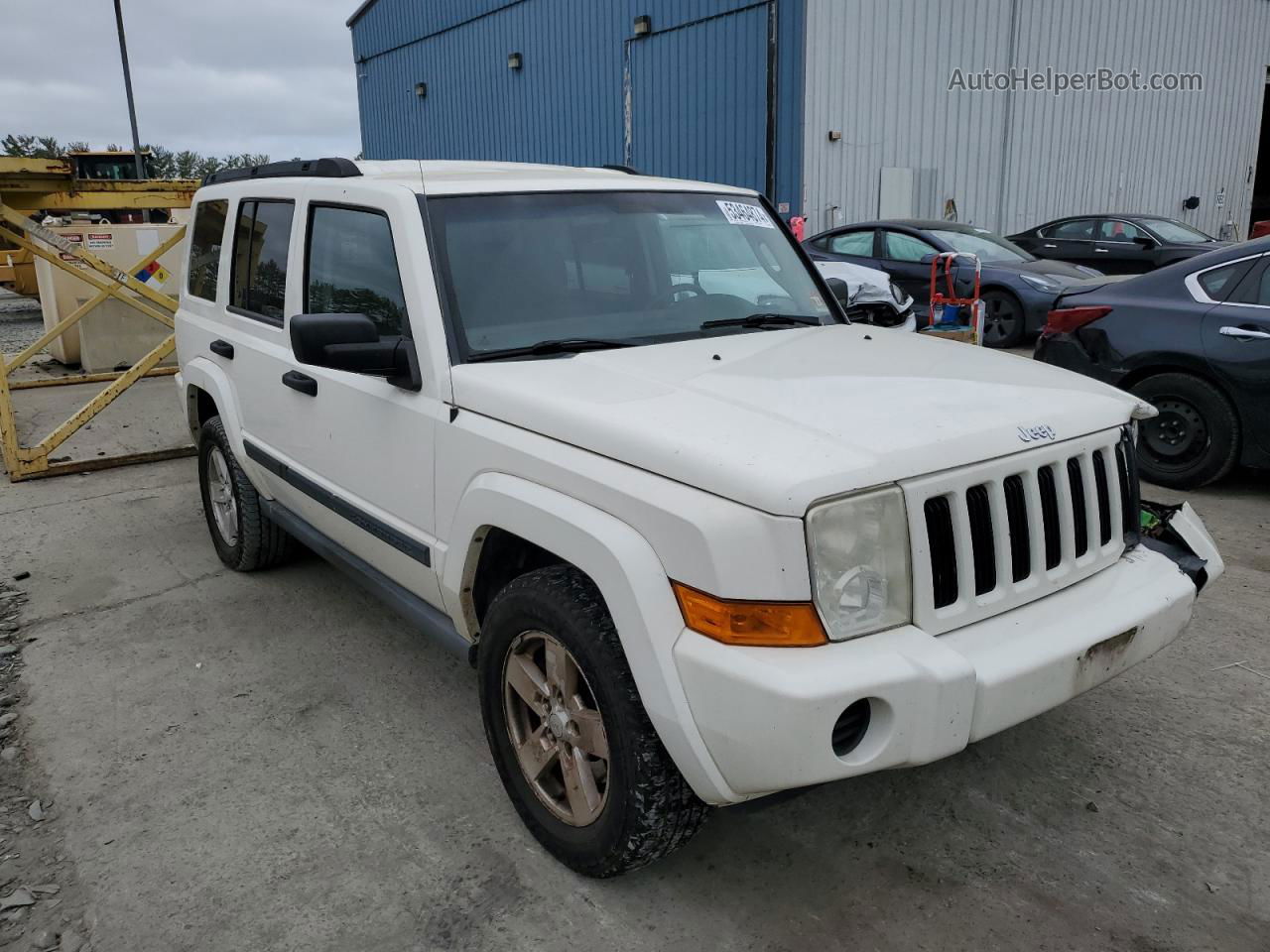 2006 Jeep Commander  White vin: 1J8HG48K96C305251