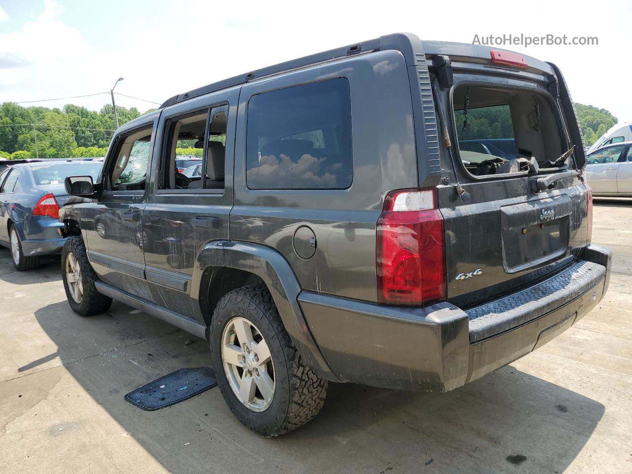 2006 Jeep Commander  Green vin: 1J8HG48KX6C291554