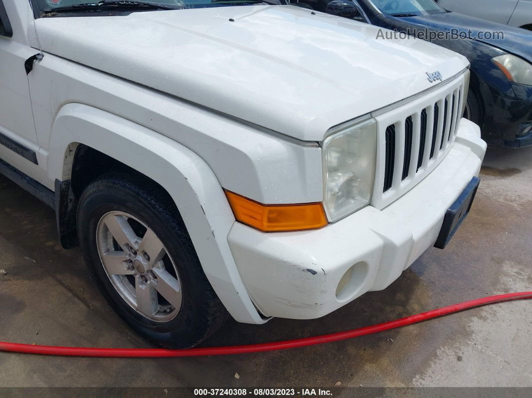 2006 Jeep Commander   White vin: 1J8HG48N16C346449