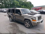 2006 Jeep Commander   Tan vin: 1J8HG48N56C104375